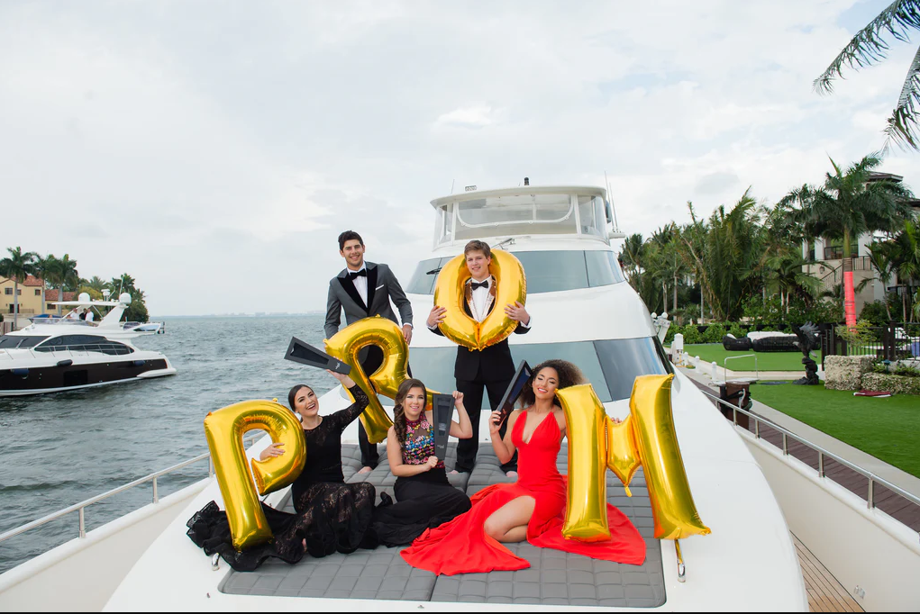 Do’s and Don’ts of Prom Fashion for Young Men