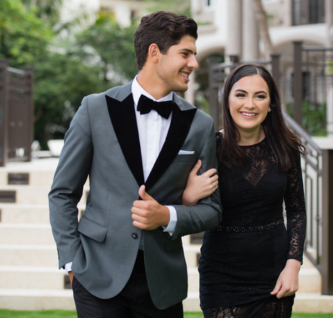 Black suit with velvet lapel discount